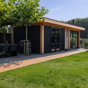 Op = Op Moderne veranda Lelystad 1040x390cm met glazen schuifwanden