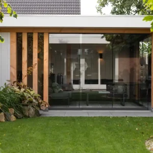 Koop Online Douglas veranda Emmeloord met glazen schuifwanden 600x400cm