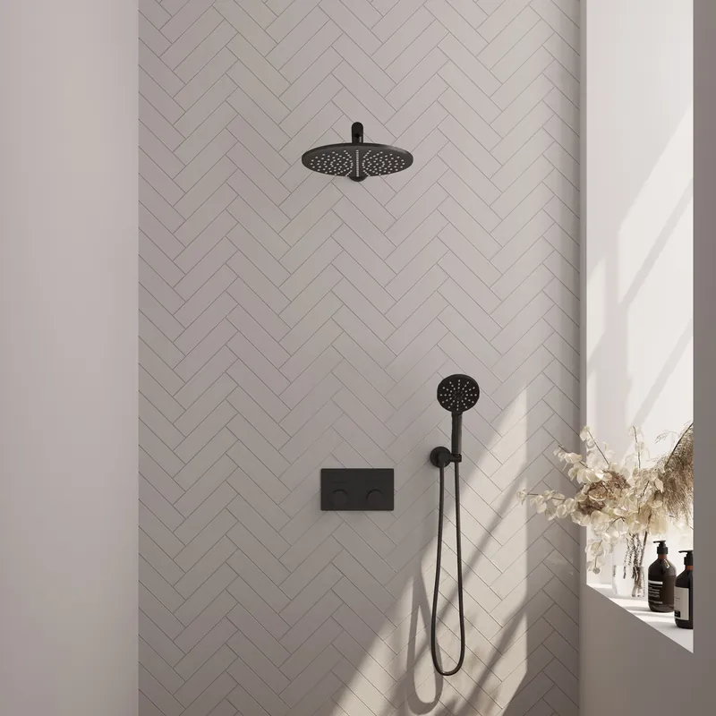 Gecertificeerd Brauer Black Carving Regendoucheset: Thermostatische Inbouwkraan met Drukknoppen, Rechte Wandarm, Douchekop 30cm, Wandhouder met Wateruitlaat, 3-Standen Handdouche & Doucheslang - Set 56 - Geribbeld Draaiknoppen - Mat Zwart