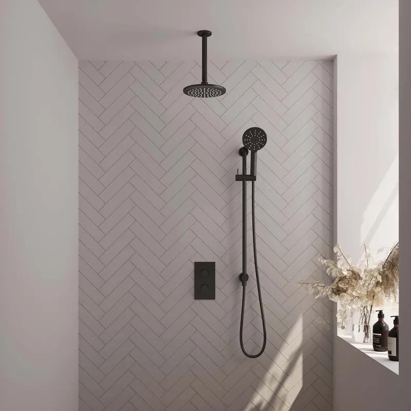 Gereduceerde Prijs Brauer Black Editon Regendoucheset: Thermostatische Inbouwkraan met 3-Weg Omstel, Plafondarm, Douchekop 20cm, Glijstang met Wateruitlaat, 3-Standen Handdouche & Doucheslang - Set 47 - Draaiknoppen - Mat Zwart