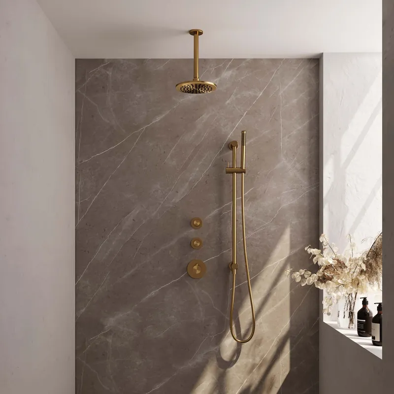 Populair Brauer Gold Carving Regendoucheset: Thermostatische Inbouwkraan met Stopkranen, Plafondarm, Douchekop 20cm, Glijstang met Wateruitlaat, Staafhanddouche & Doucheslang - Set 17 - Geribbeld Draaiknoppen - PVD - Geborsteld Goud