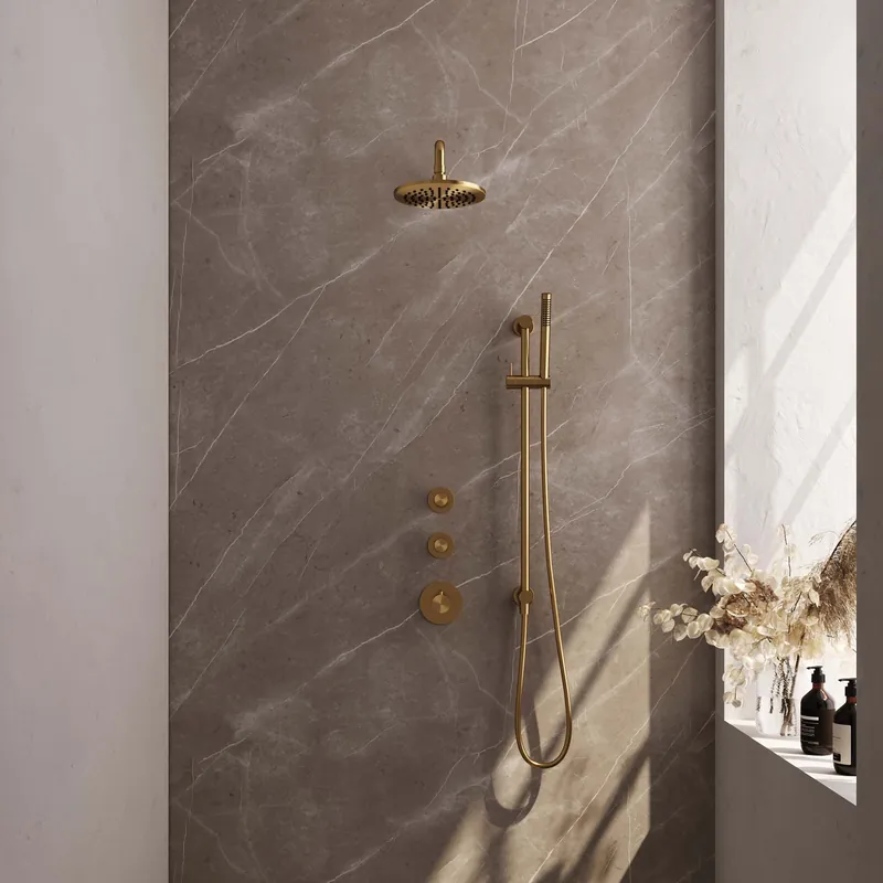 Gereduceerde Prijs Brauer Gold Editon Regendoucheset: Thermostatische Inbouwkraan met Stopkranen, Gebogen Wandarm, Douchekop 20cm, Glijstang met Wateruitlaat, Staafhanddouche & Doucheslang - Set 15 - Draaiknoppen - PVD - Geborsteld Goud