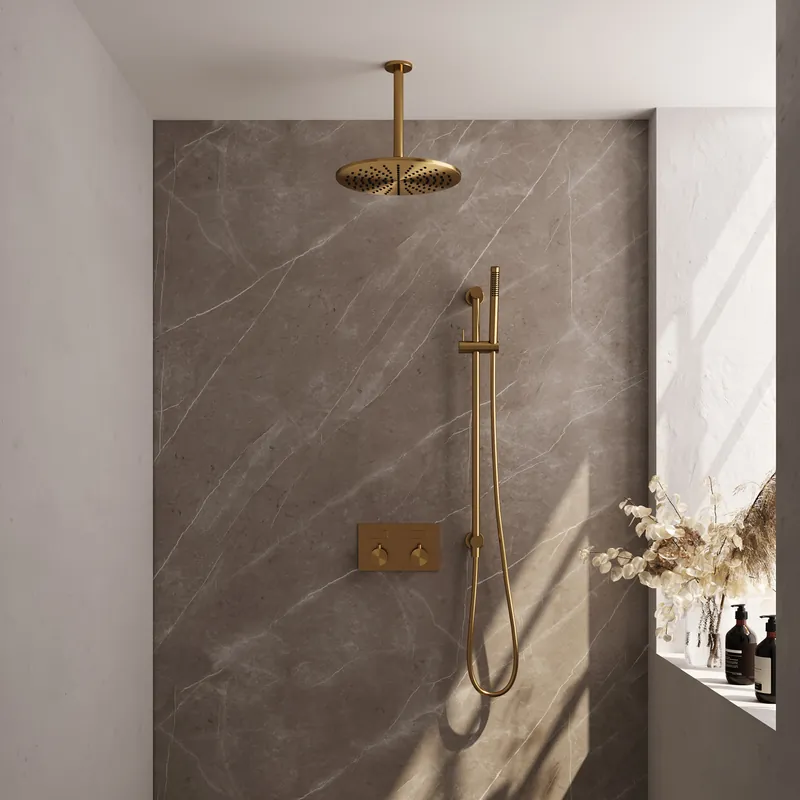 Koopje Brauer Gold Editon Regendoucheset: Thermostatische Inbouwkraan met Drukknoppen, Plafondarm, Douchekop 30cm, Glijstang met Wateruitlaat, Staafhanddouche & Doucheslang - Set 66 - Draaiknoppen - PVD - Geborsteld Goud