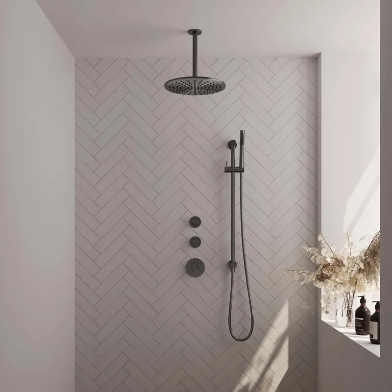 Brauer Gunmetal Carving Regendoucheset: Thermostatische Inbouwkraan met Stopkranen, Plafondarm, Douchekop 30cm, Glijstang met Wateruitlaat, Staafhanddouche & Doucheslang - Set 18 - Geribbeld Draaiknoppen - PVD - Geborsteld Gunmetal Goedkoop