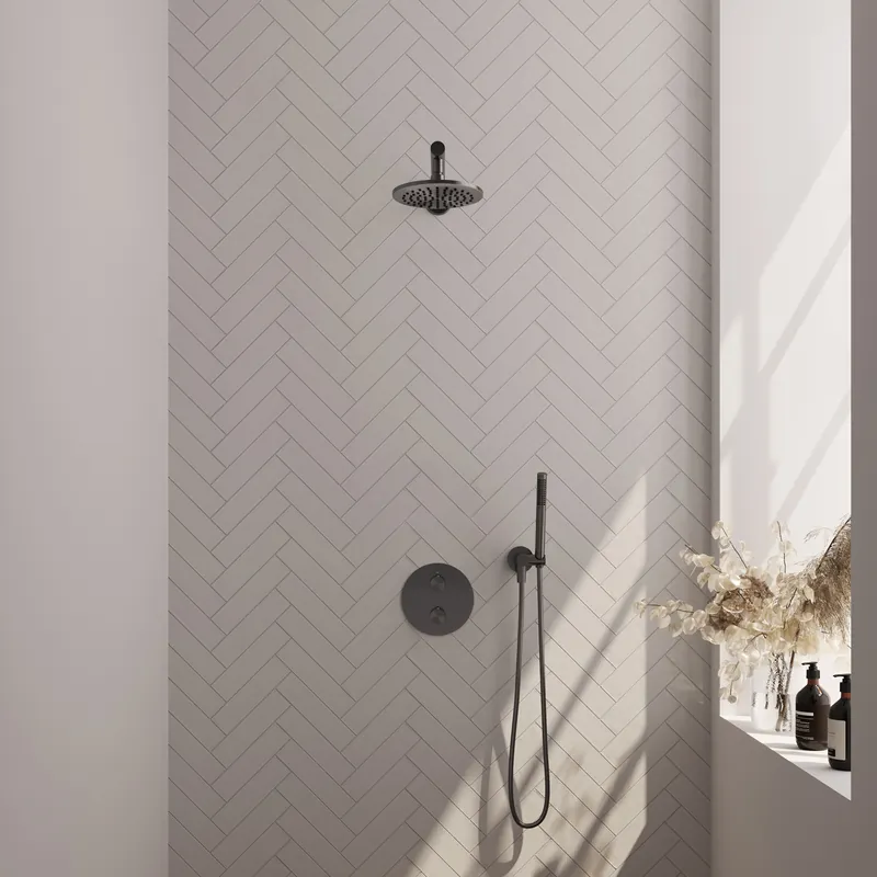 Brauer Gunmetal Edition Regendoucheset: Thermostatische Inbouwkraan met 3-Weg Omstel, Rechte Wandarm, Douchekop 20cm, Wandaansluitbocht, Staafhanddouche & Doucheslang - Set 73 - Draaiknoppen - Geborsteld Gunmetal Snelle Levering