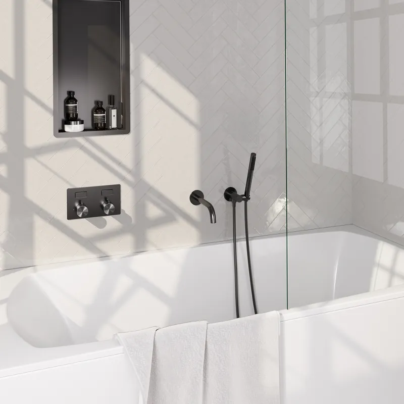 Betaalbaar Brauer Gunmetal Edition Thermostatische Inbouw Badkraan met Omstel, Uitloop, Drukknoppen, Wandhouder met Wateruitlaat, Staafhanddouche & Doucheslang - Set 3 - Draaiknoppen - PVD - Geborsteld Gunmetal