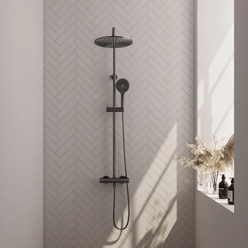 Speciale Aanbieding Brauer Gunmetal Editon Regendoucheset: Thermostatische Opbouwkraan met Omstel, Stijgbuis, Douchekop 30cm, 3-Standen Handdouche & Doucheslang - Set 4 - Draaiknoppen - PVD - Geborsteld Gunmetal