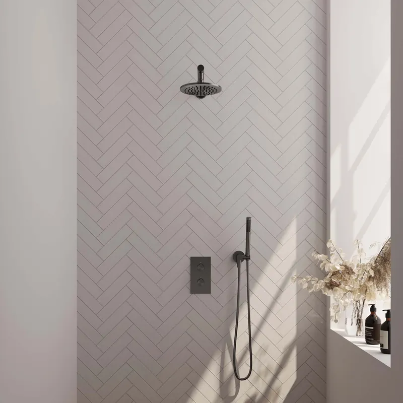 Koop Online Brauer Gunmetal Editon Regendoucheset: Thermostatische Inbouwkraan met 3-Weg Omstel, Rechte Wandarm, Douchekop 20cm, Wandhouder met Wateruitlaat, Staafhanddouche & Doucheslang - Set 25 - Draaiknoppen - PVD - Geborsteld Gunmetal