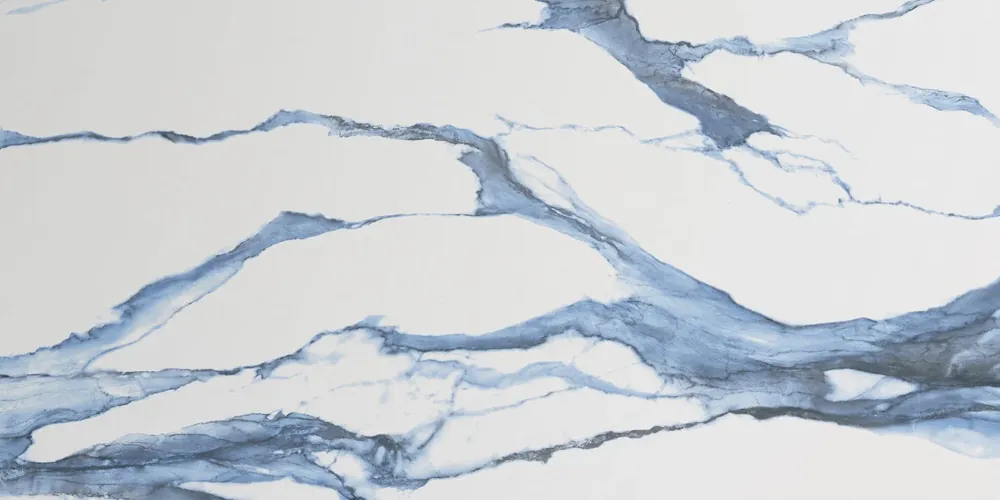 Aanbieding Vloertegel/Wandtegel Douglas Calacatta Blue Blauw Wit Mat Marmerlook 60x120
